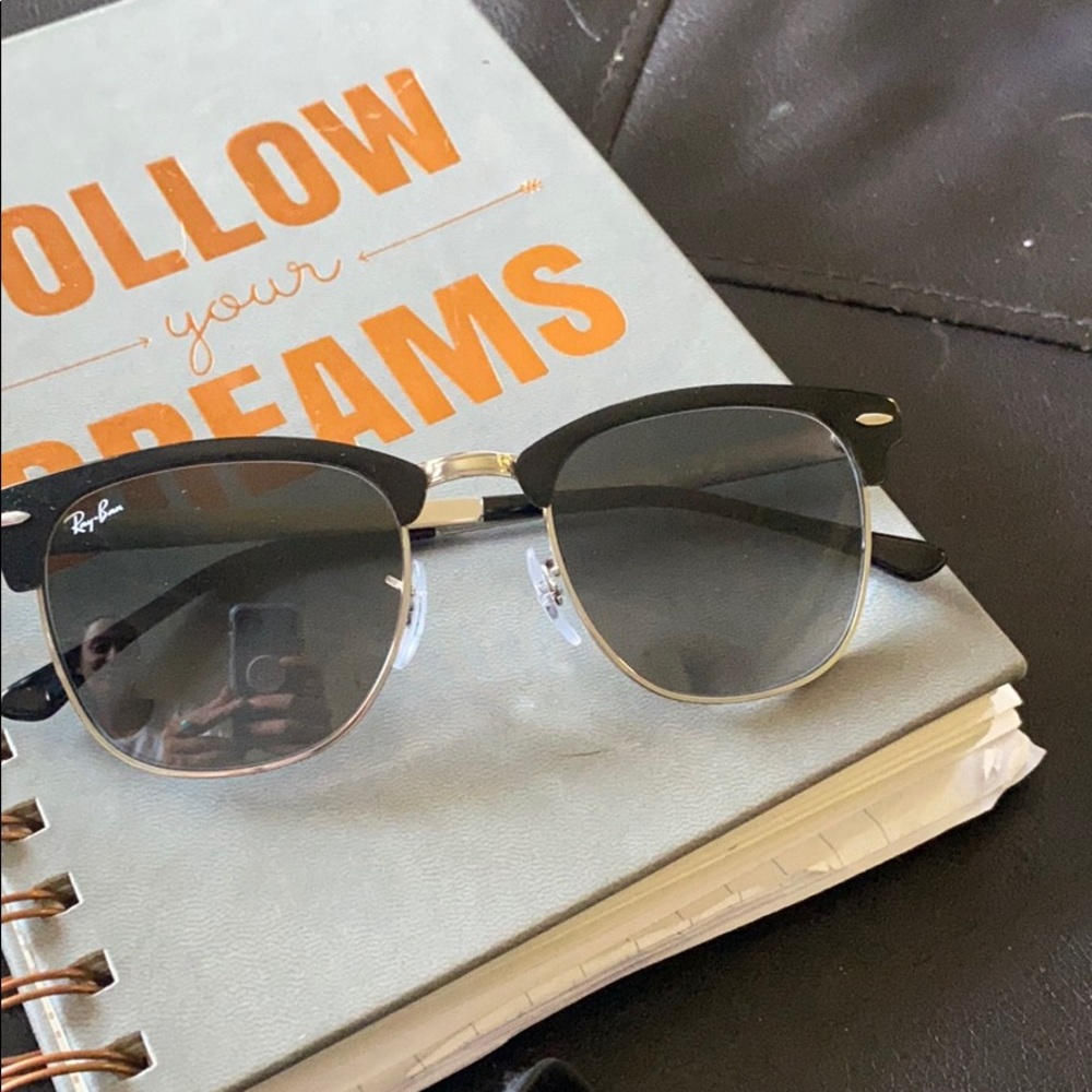 Ray Ban sunglasses never worn - Picture 2 of 4
